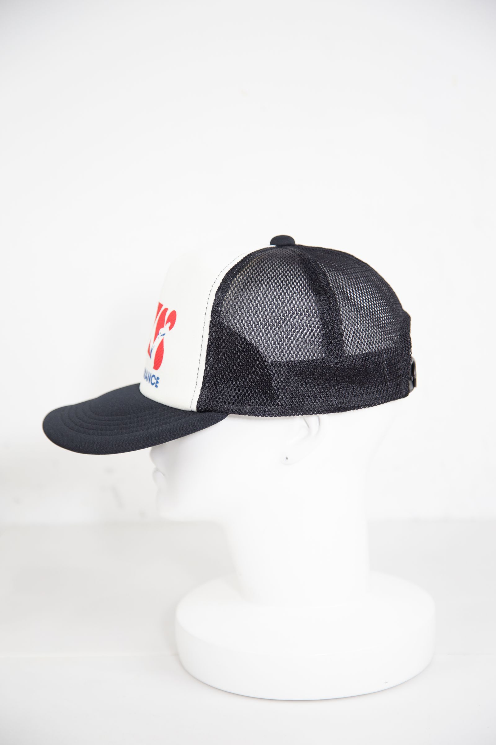 Hysteric トラッカーキャップ ホワイト/ブラック