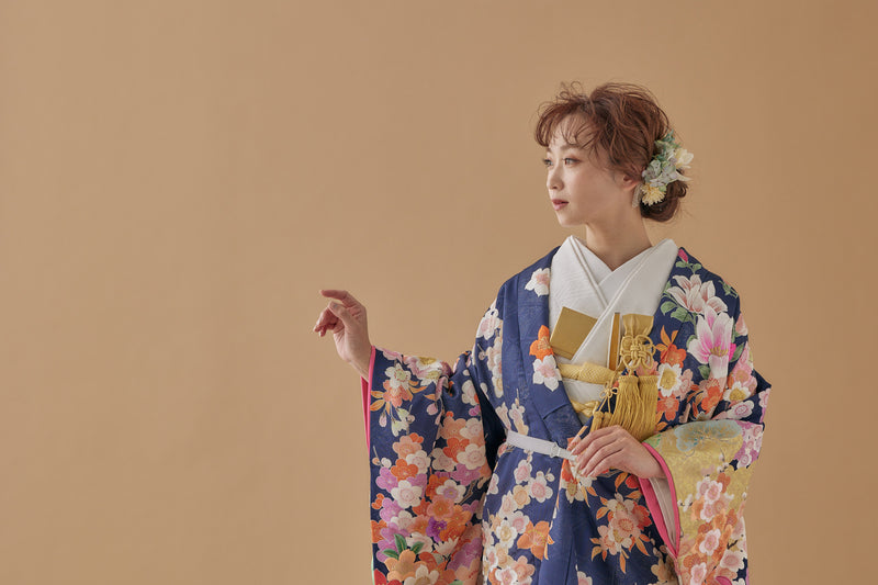 四季草花｜白無垢・色打掛レンタルなら結婚式着物専門の【THE SHOP-ザ