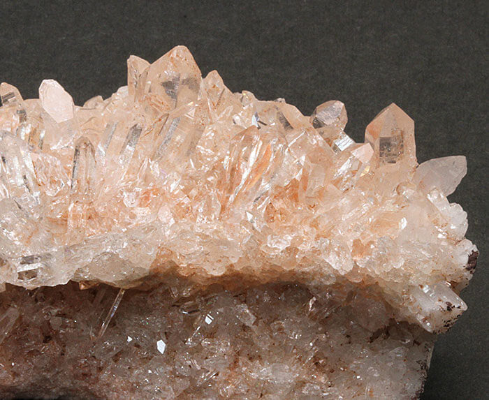 ヒマラヤ水晶専門店の効果が強すぎる？ 2025年版 |パワーストーン