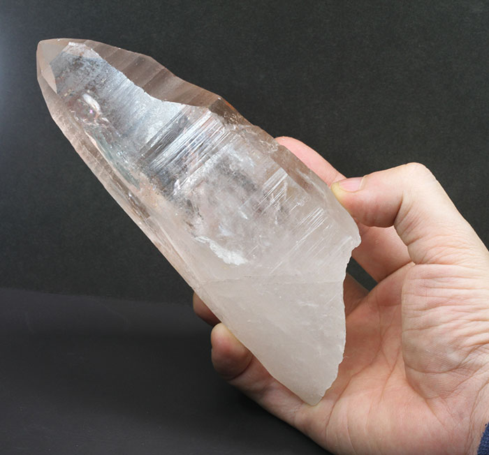 レムリアンシード水晶【意味・効果まとめ】鉱物図鑑2025年版