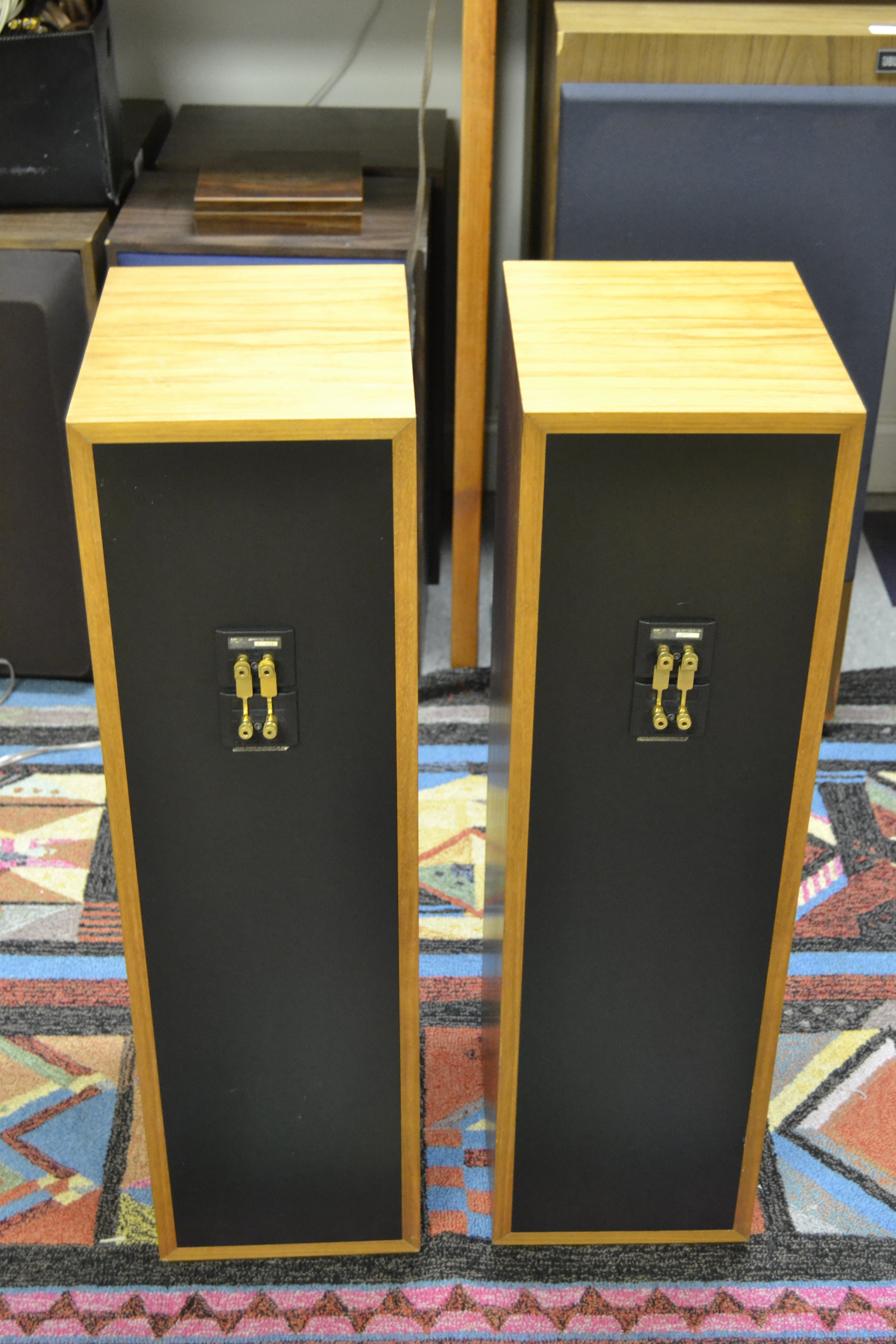 KEF C95 Floor Standing Speakers – The Turntable Store