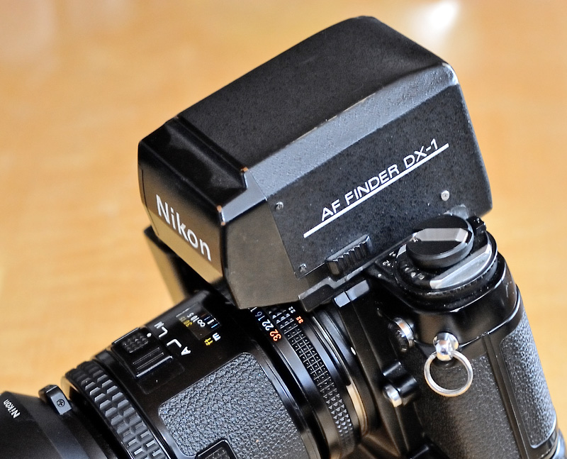 through the Nikon F-Mount - Interchangeable viewfinders