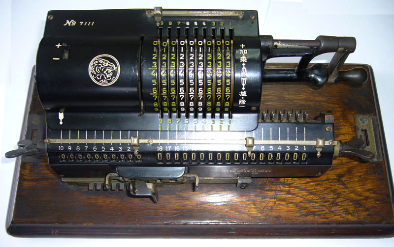 タイガー計算器機械式計算器外箱付き