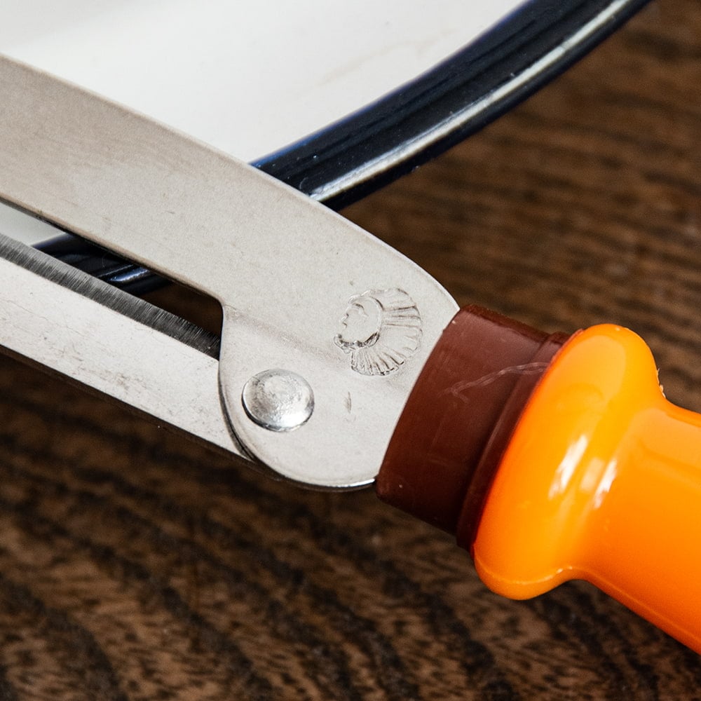 怪我しにくい！タイの ピーラーナイフ 【Barbarian Head】 16.5cm の