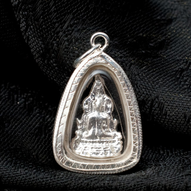 17mm]タイのペンダント型お守り プラクルアン[仏像] の通販 - TIRAKITA.COM