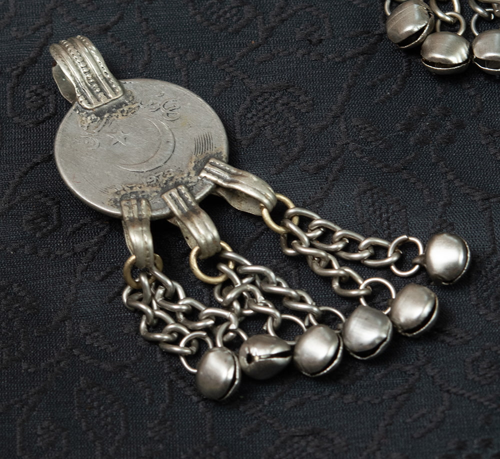 チベット 古銭 タンカ銀貨 ネックレス アンティーク 稀少品 トライバル