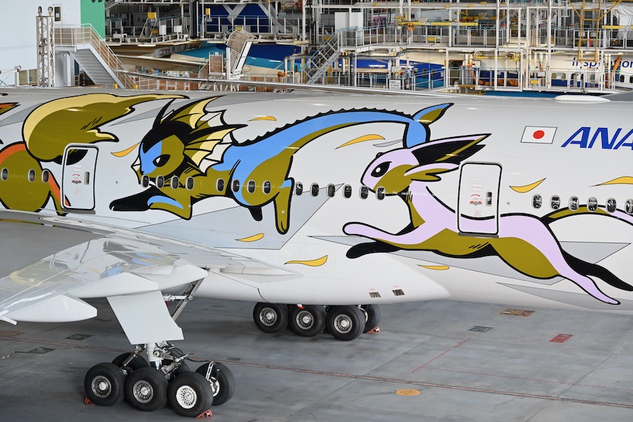 Phoenix ANA B767-300ER ポケモン塗装 そらとぶピカチュウプロジェクト