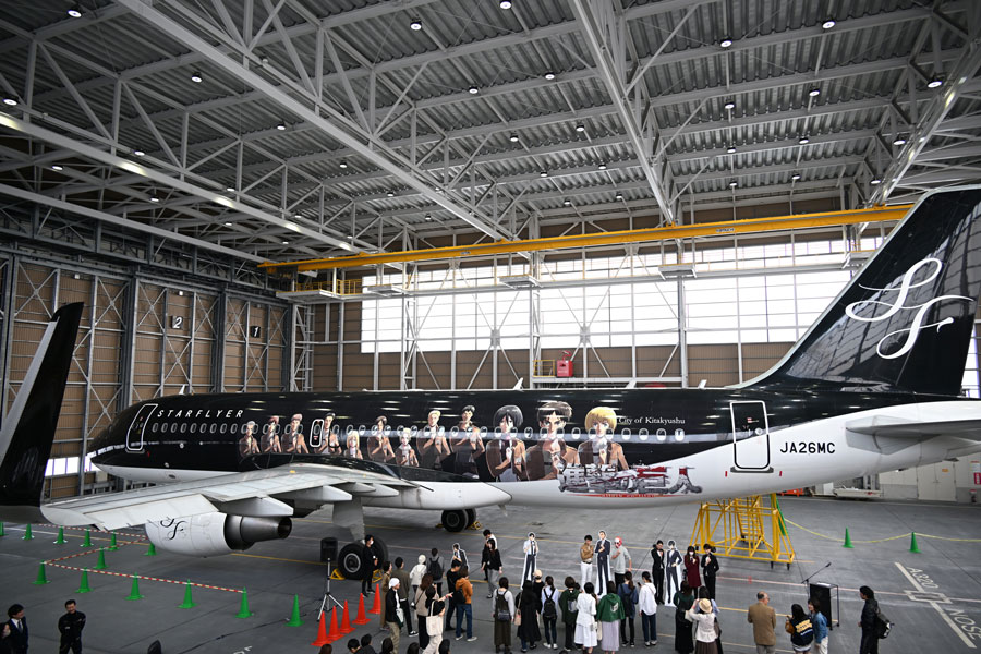 スターフライヤー、特別デザイン機「進撃の巨人 スペシャルジェット