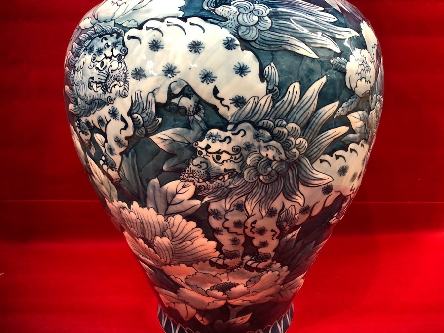 WEB販売中】特大約50cm! 五代耕右衛門窯 染付獅子牡丹花瓶買取入荷