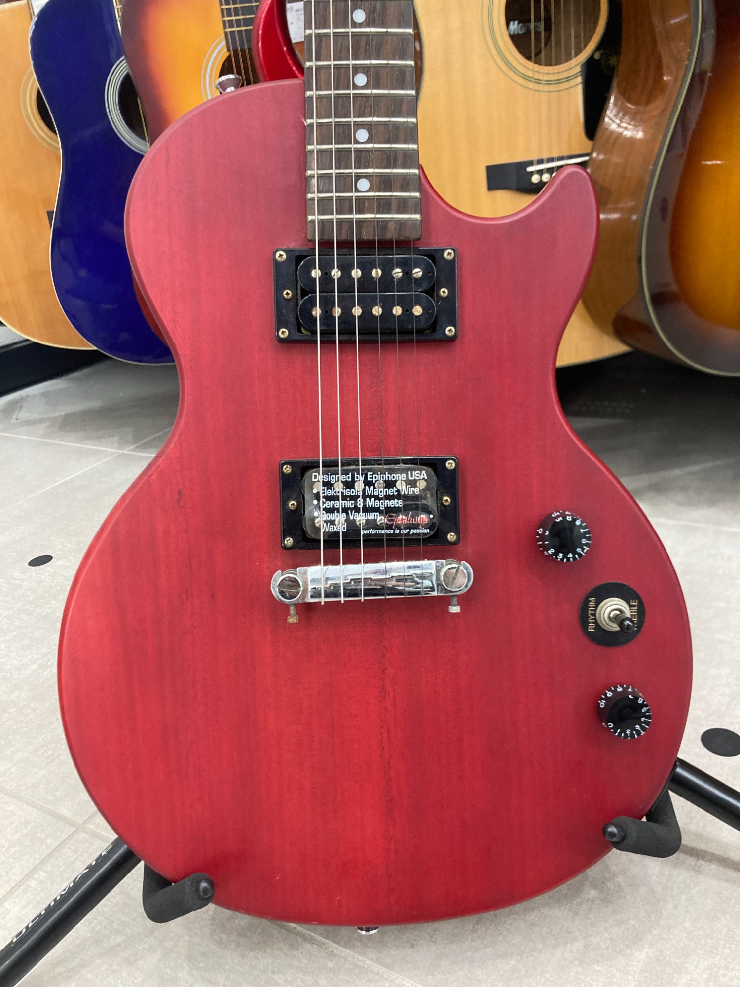 SELVA エレキギター レッド アンプ付き SELVA エレキギター レッド