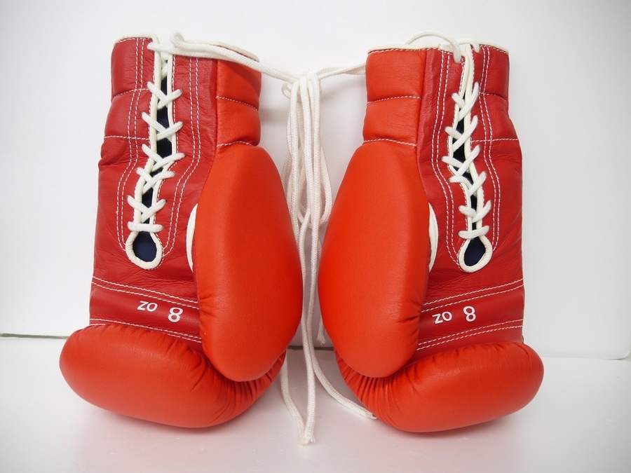 Winning レースアップボクシンググローブ レッドカラー8oz Winning