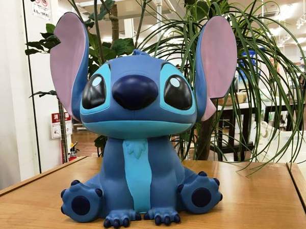 ディズニーストアスティッチビッグフィギュアトレジャーハンター冒険家
