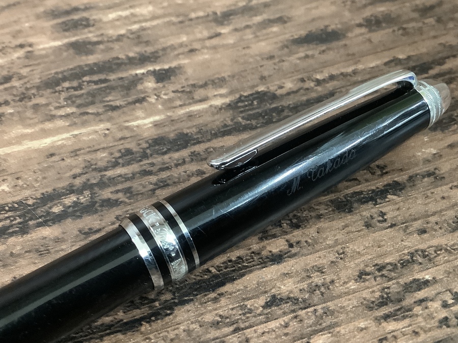 ダイヤモンドのついたMONTBLANC【モンブラン】のボールペンが入荷しま