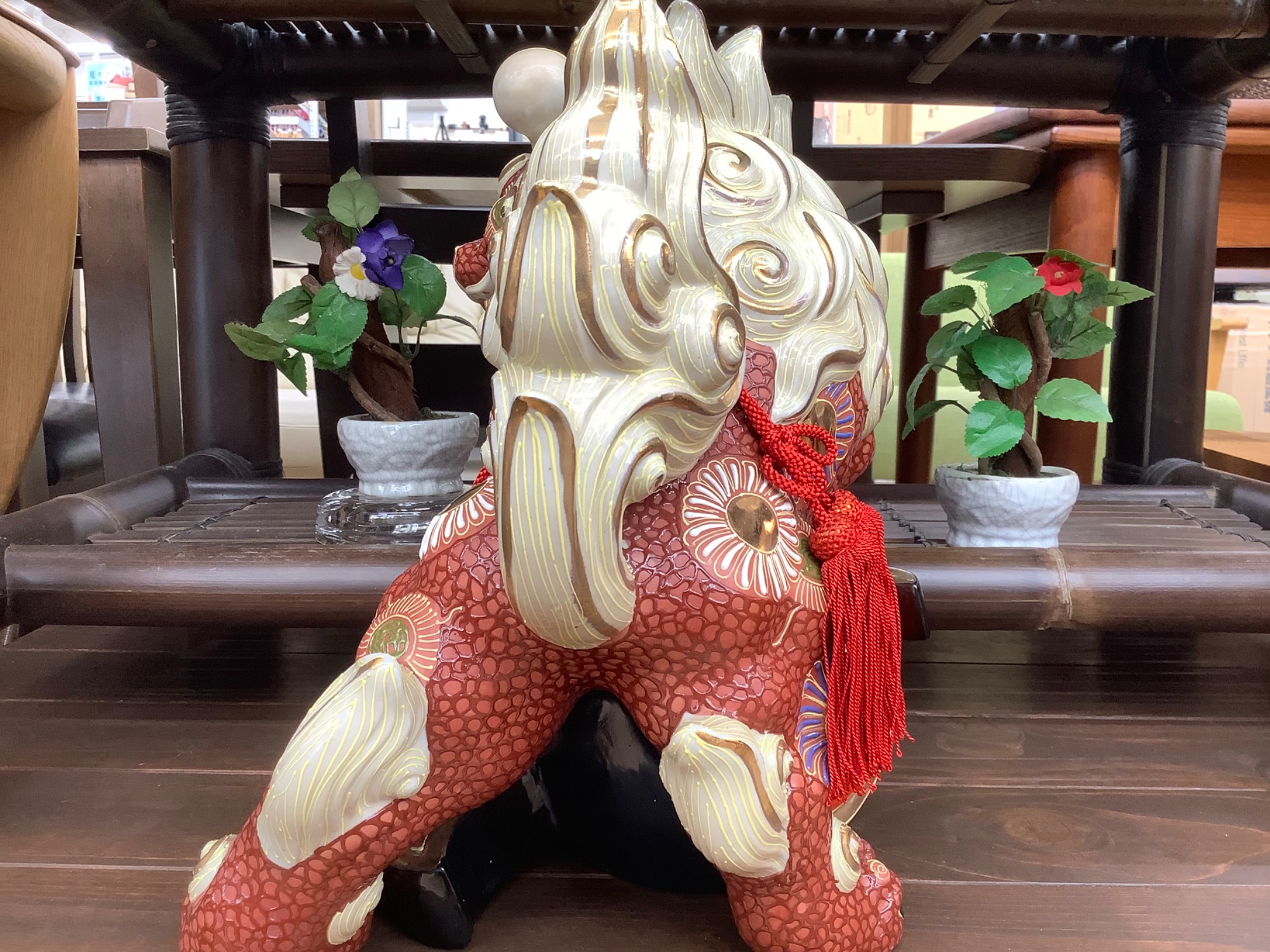 沖縄県伝統の魔除け！九谷焼 シーサーのご紹介です！｜2023年05月16日