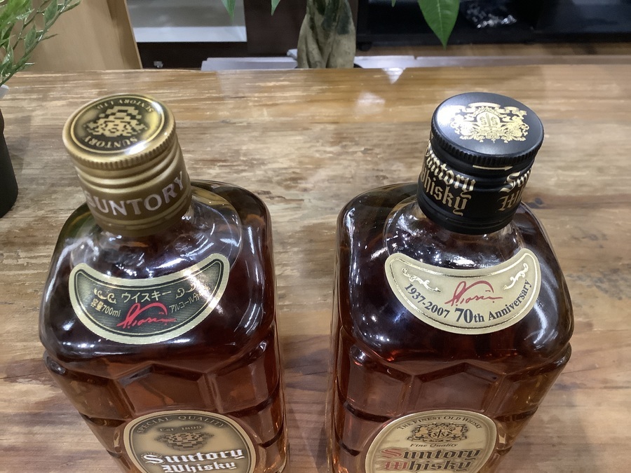 60周年と70周年！！SUNTORY（サントリー）ウイスキー 角瓶 特角 700ml