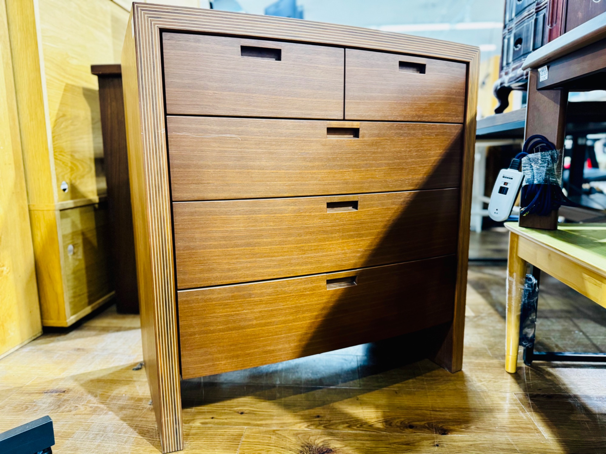 カンディハウス ストライプ ベッドルーム チェストDR-47