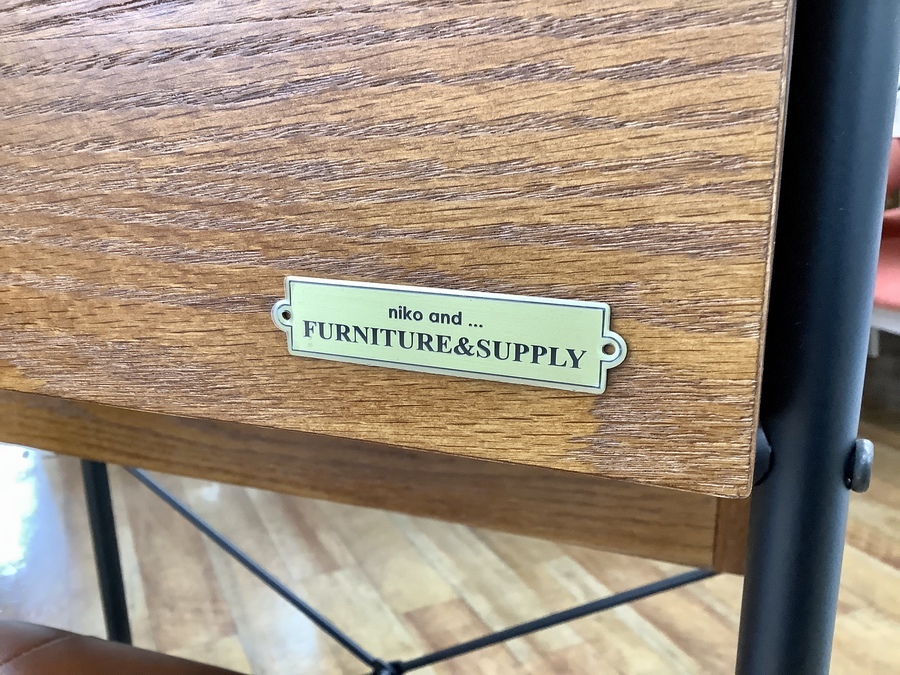 niko and  FURNITURE & SUPPLY（ニコアンド）1面ドレッサー買取入荷