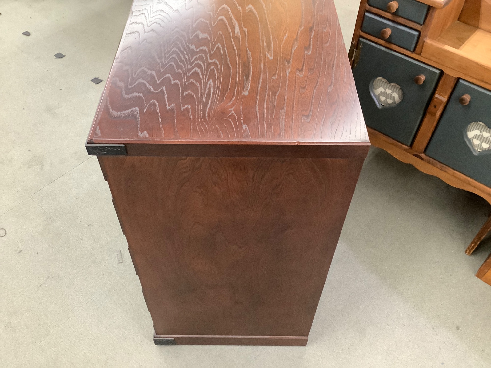 昭和レトロの桐タンス 買取入荷致しました！！｜2023年05月06日