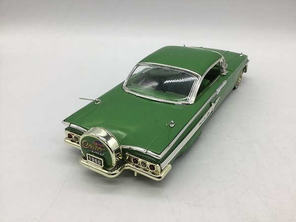 ミニカー JADA TOYS 1960 CHEVROLET INPALA（シボレー インパラ） 本体