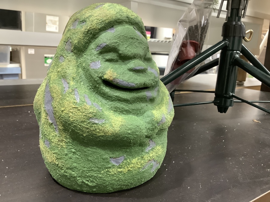 千と千尋の神隠しから石人の貯金箱が入荷しましたのでご紹介です