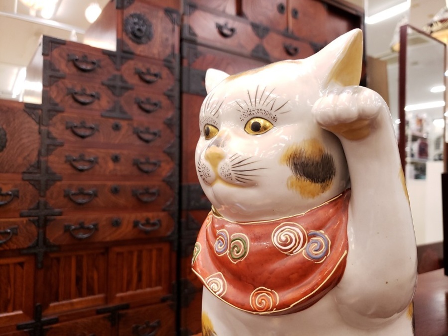 ☆1点のみ☆可愛い!! 九谷焼 八幡窯 招き猫 九谷焼八幡窯】このご時世