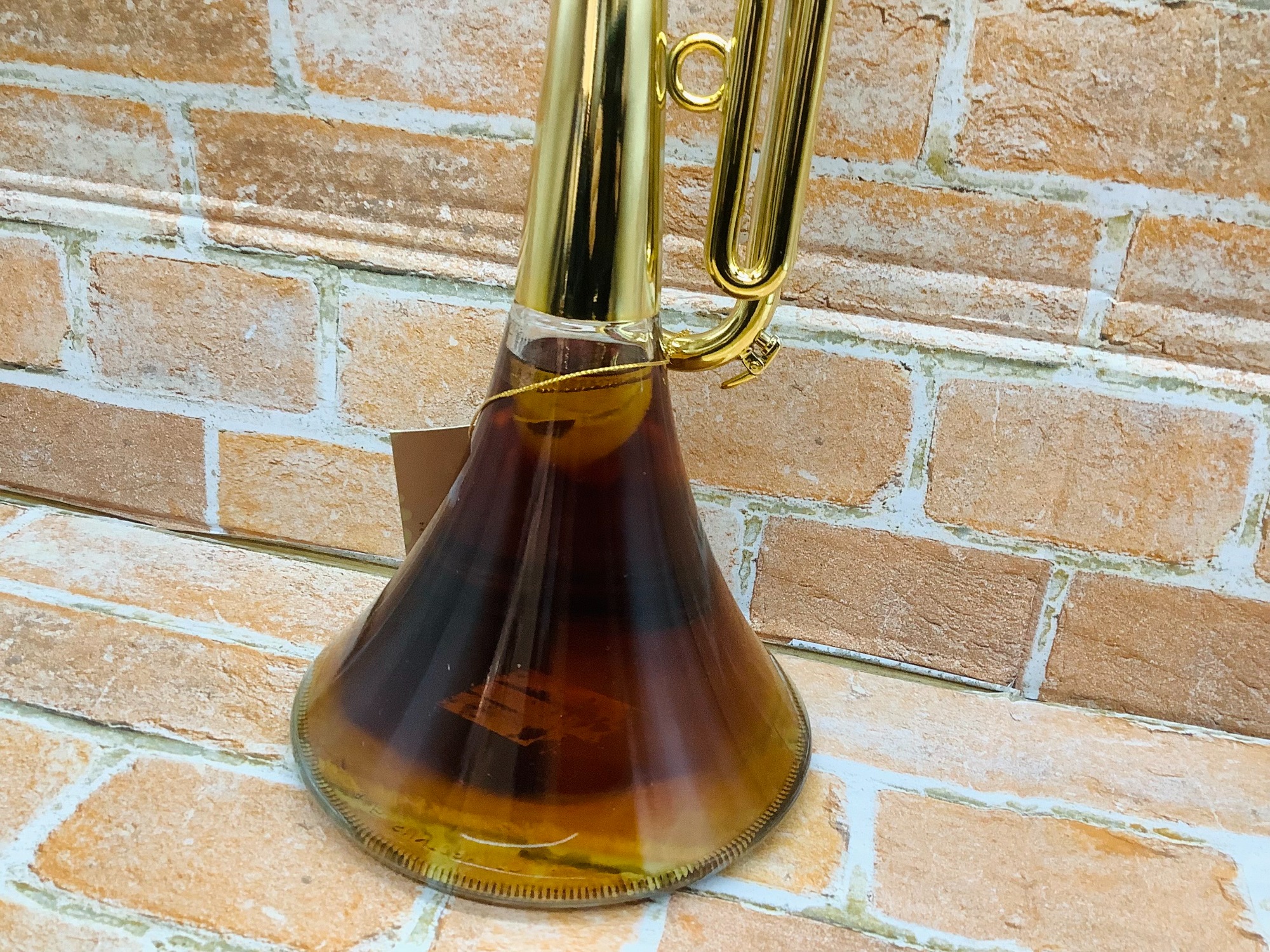 サントリーウイスキー響 トランペット型ボトル買取入荷致しました