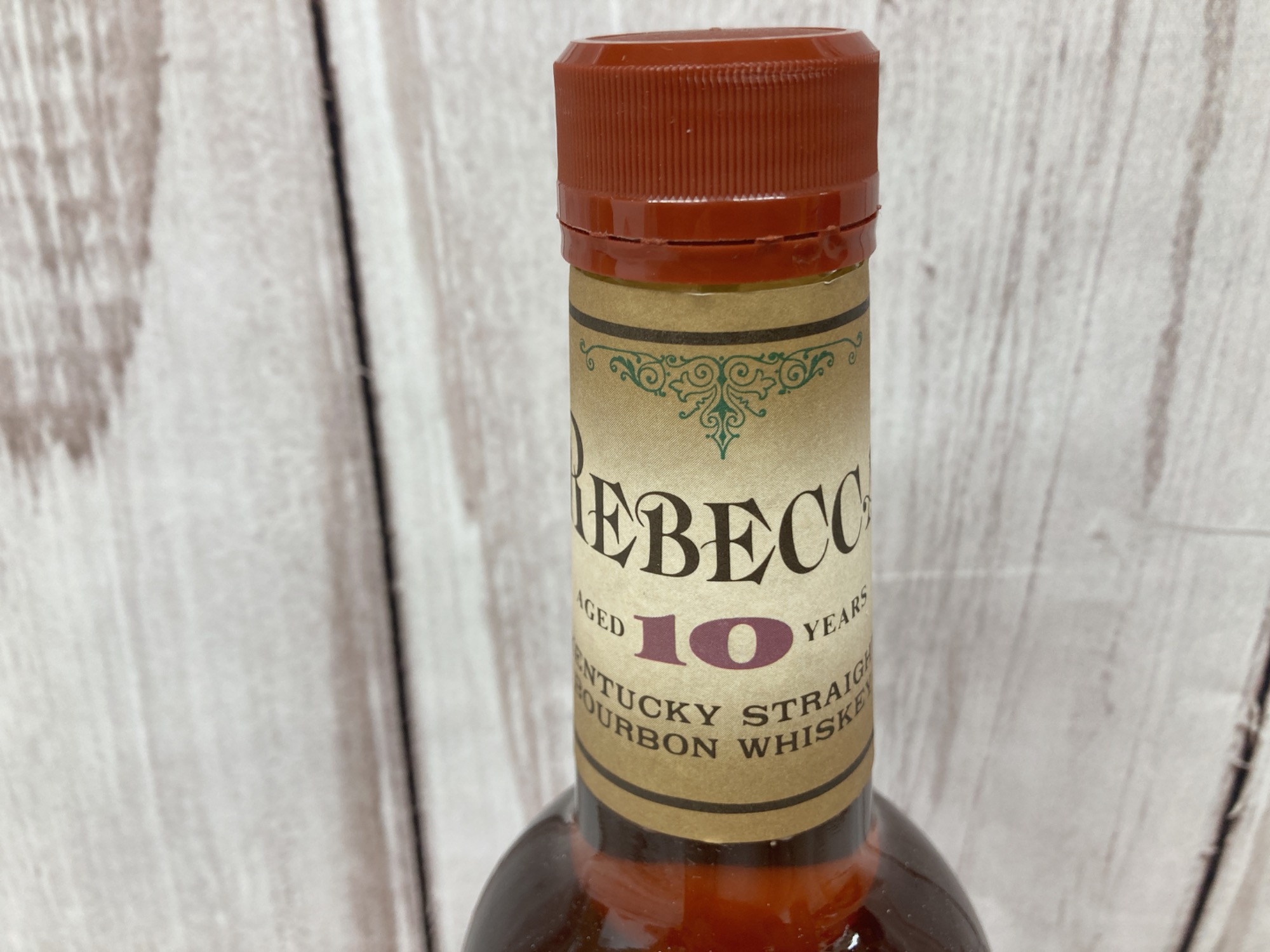REBECCA/レベッカ】10年 バーボンウイスキー が入荷いたしました