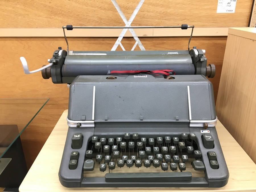 当店おすすめ！HERMES（エルメス）のタイプライターをご紹介！！【摂津