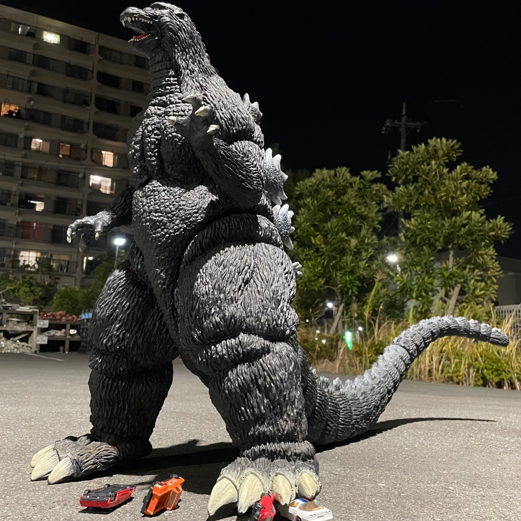 引き取り限定。巨大ゴジラ 引き取り限定。巨大ゴジラ