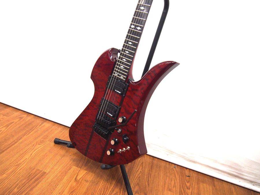 B.C.RichのエレキギターMockingbird ST（モッキンバード）買取入荷