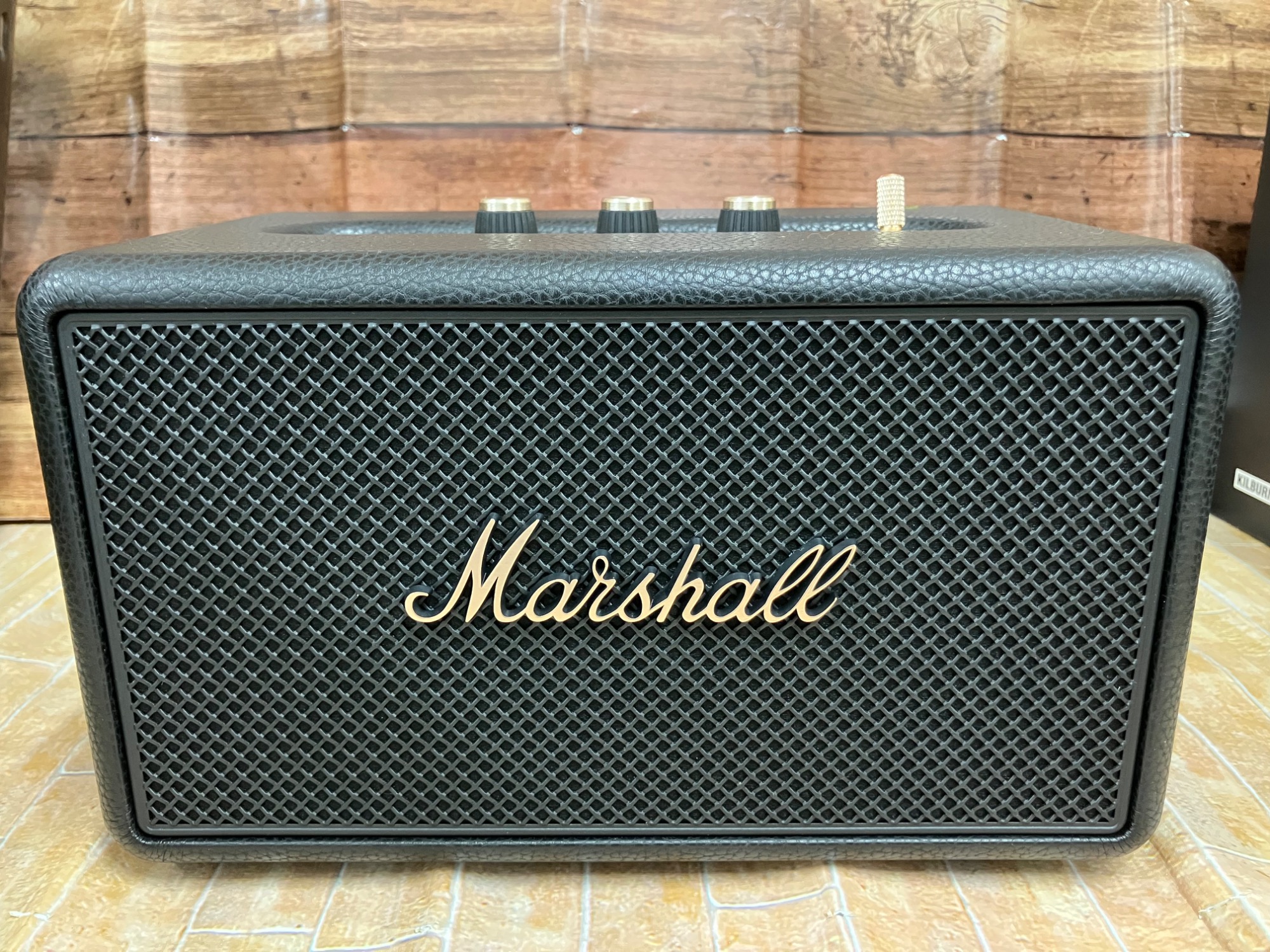 最大50時間再生【Marshall/マーシャル】ワイヤレススピーカーが入荷