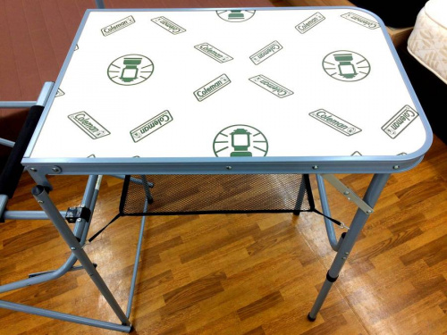 組み立て簡単！Coleman（コールマン）キッチンテーブルを入荷致しまし