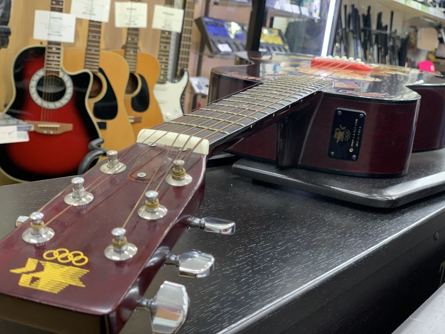 希少な1984年オリンピック記念ギター入荷！！【楽器買取】｜2021年04月