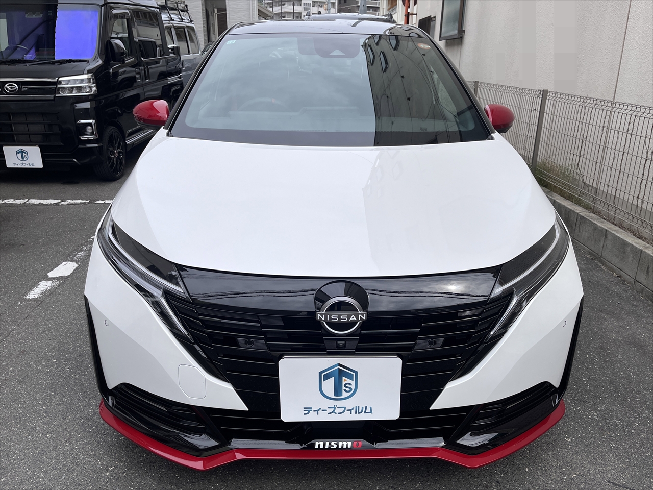 日産 オーラ ニスモのホイールコーティング – 広島のカーコーティング