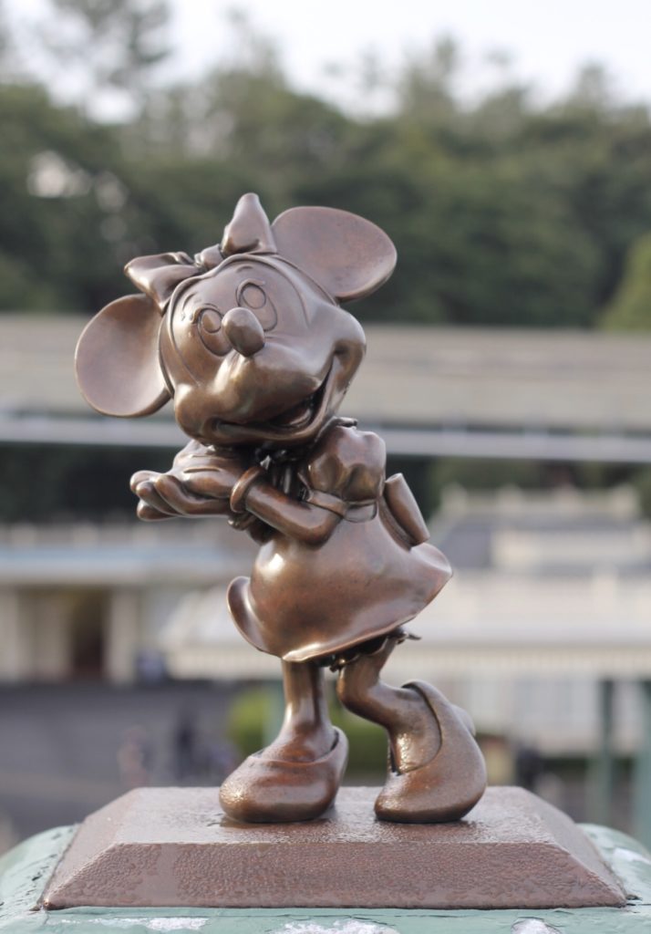 1円〜 ミッキー・マウス ブロンズ像 東京ディズニーリゾート 25周年