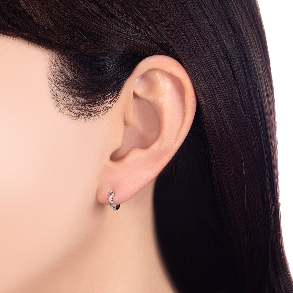 K10ホワイトゴールドダイヤモンドピアス: ピアス|TSUTSUMI（ジュエリー