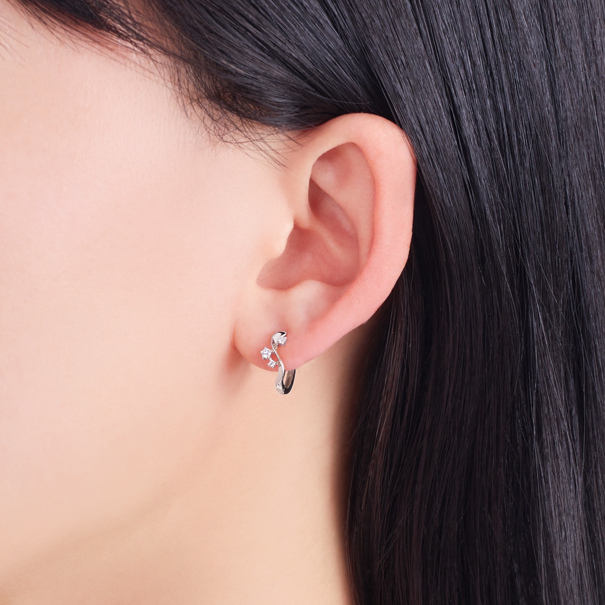 プラチナダイヤモンドピアス(RPE156-003)|TSUTSUMI（ジュエリーツツミ