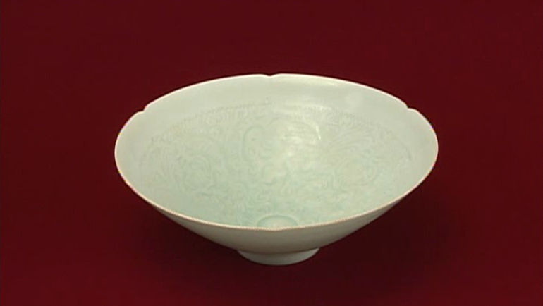 鍋島焼の染付大皿｜開運！なんでも鑑定団｜テレビ東京