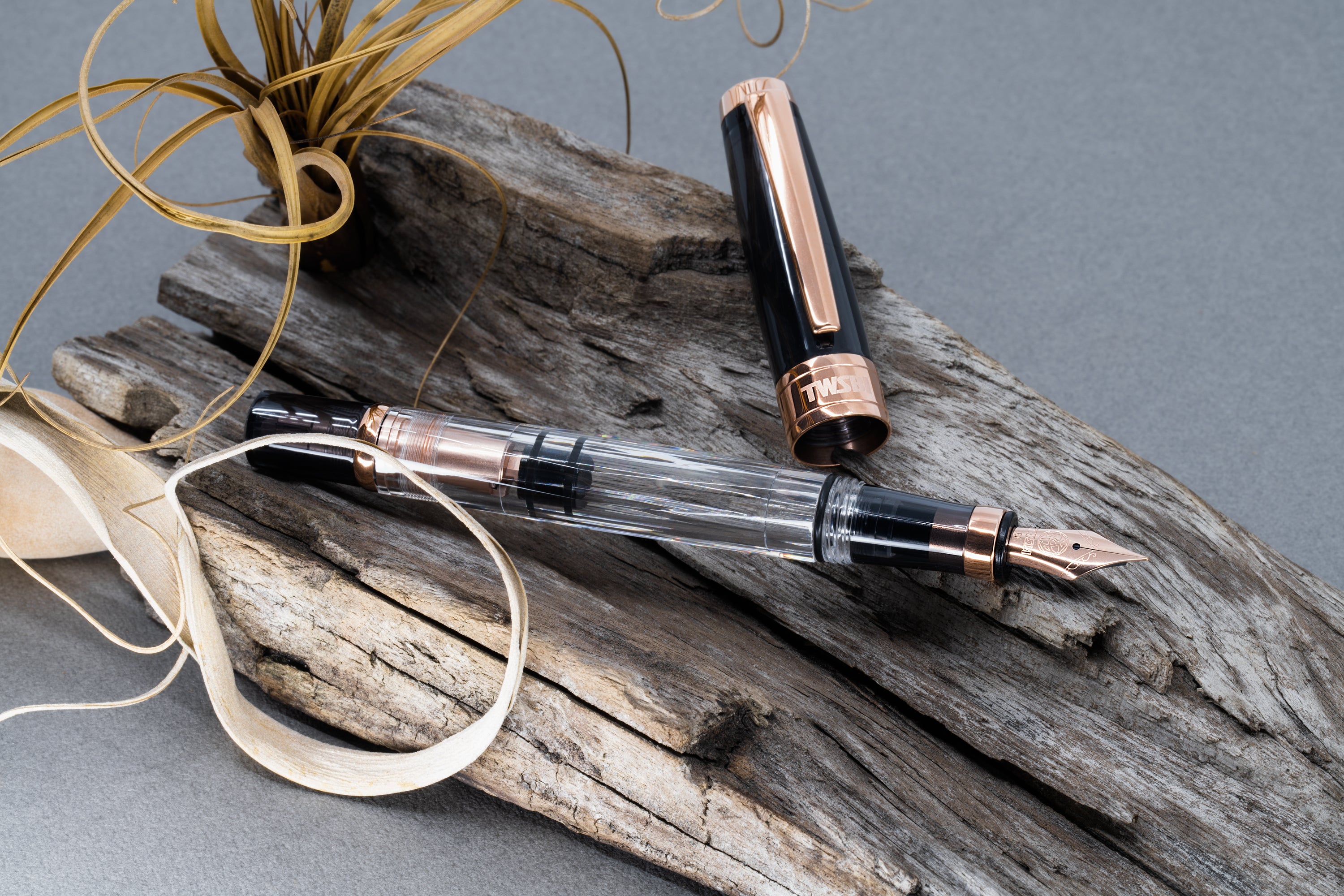 TWSBI Diamond 580 Smoke RoseGold II Fountain Pen