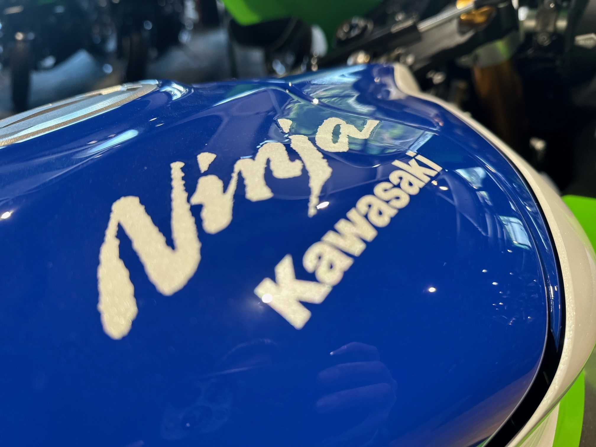 2024年モデル「NINJA ZX-10R 40th ANNIVERSARY EDITION」が入荷しま