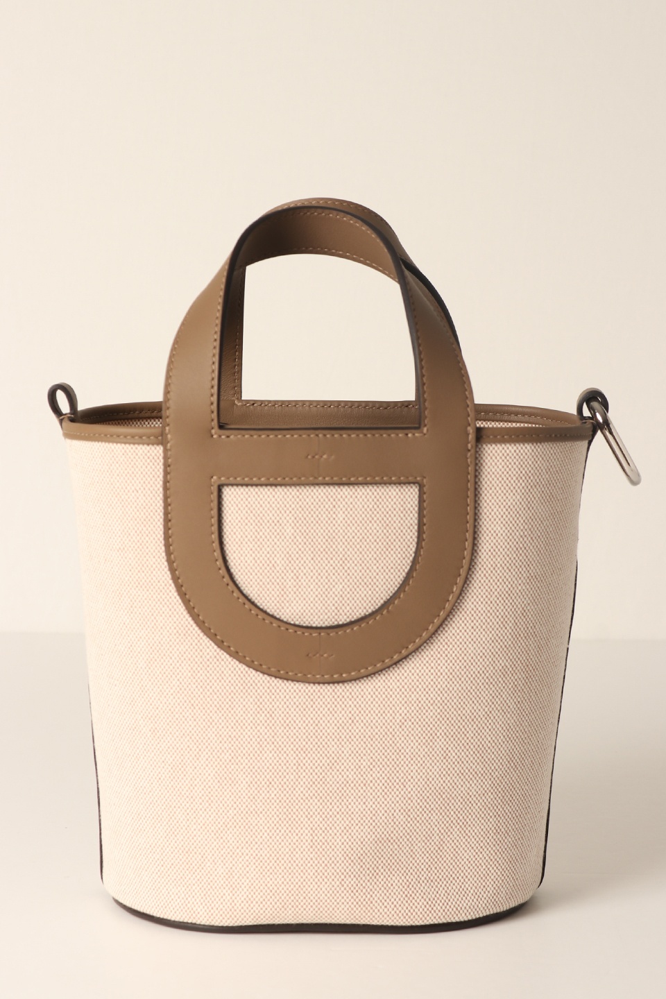 インザループ18 キャンバスエルメス