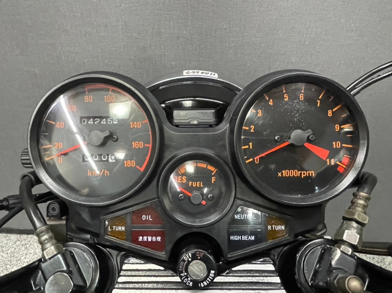 CBX400F CBX550F 純正 新品 メーターカバー ロアカバー 1型 送料無料