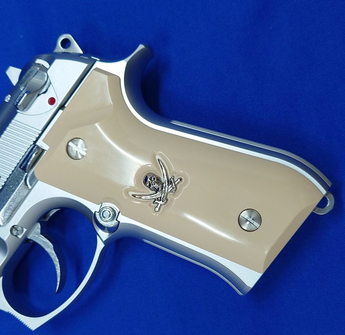 待望の再生産！ブラックラグーン20周年記念復刻モデル！ | ホビー