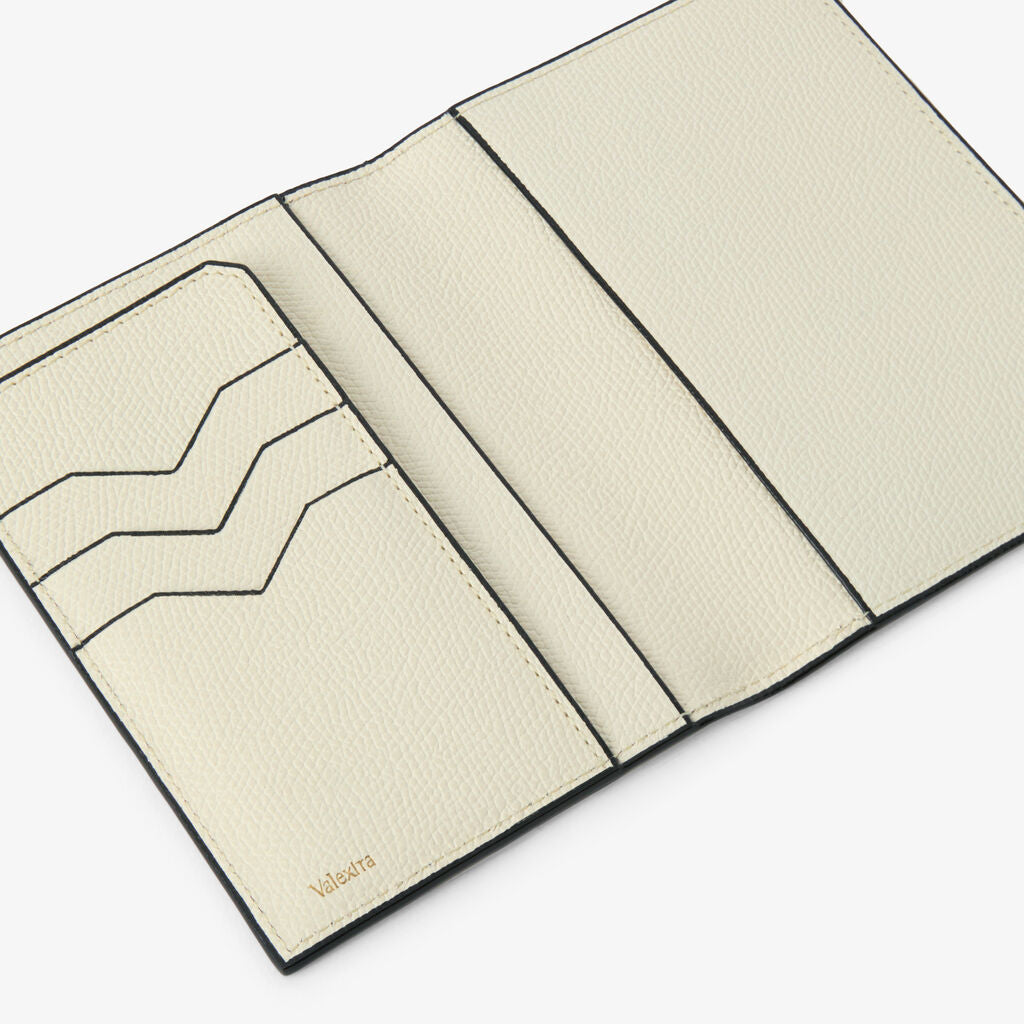 パスポートホルダー – Valextra - ヴァレクストラ 公式オンライン