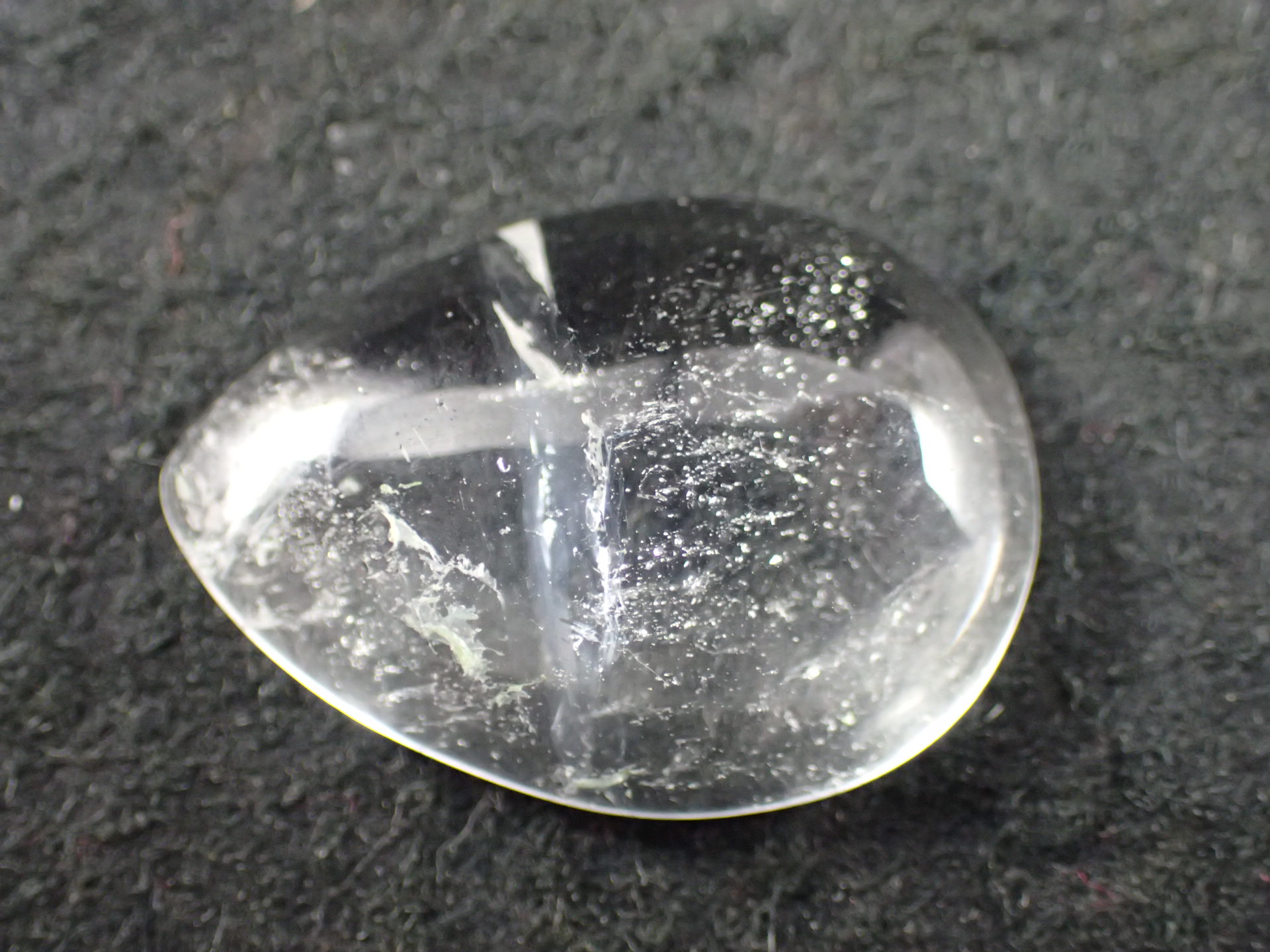 最高品質山梨竹森水晶(Yamanashi Takemori Quartz) ペアシェイプカット