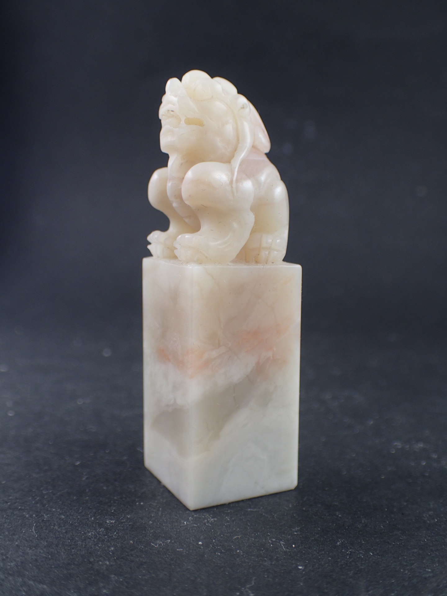 中国古美術・瑞獣賜宝印鑑・純手彫り・寿山石極品紅花凍芙蓉の印鑑