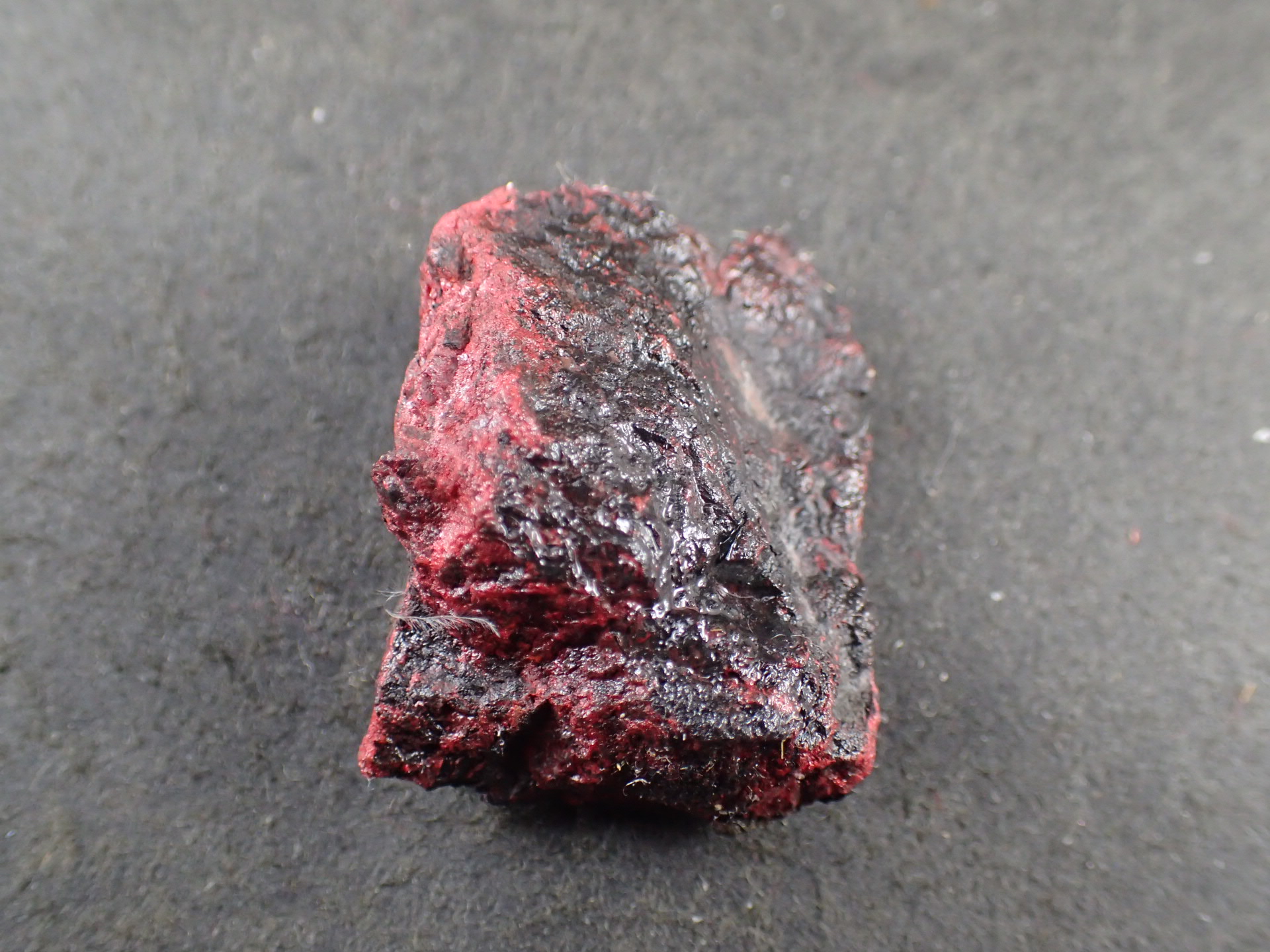 辰砂（シナバー） ｜石の販売専門店【vec stone club】