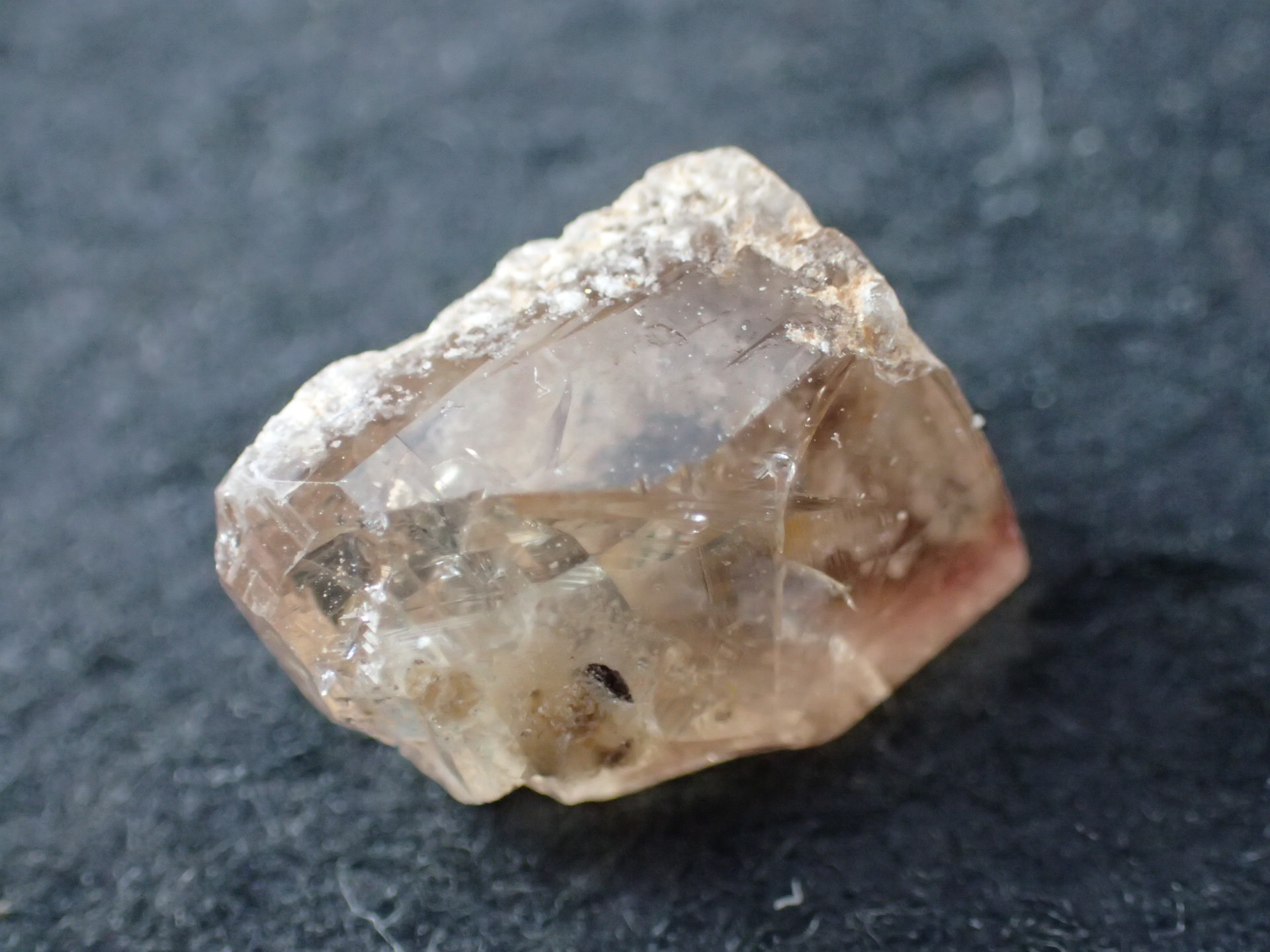 トパーズ原石 ｜石の販売専門店【vec stone club】 445 バイカラー