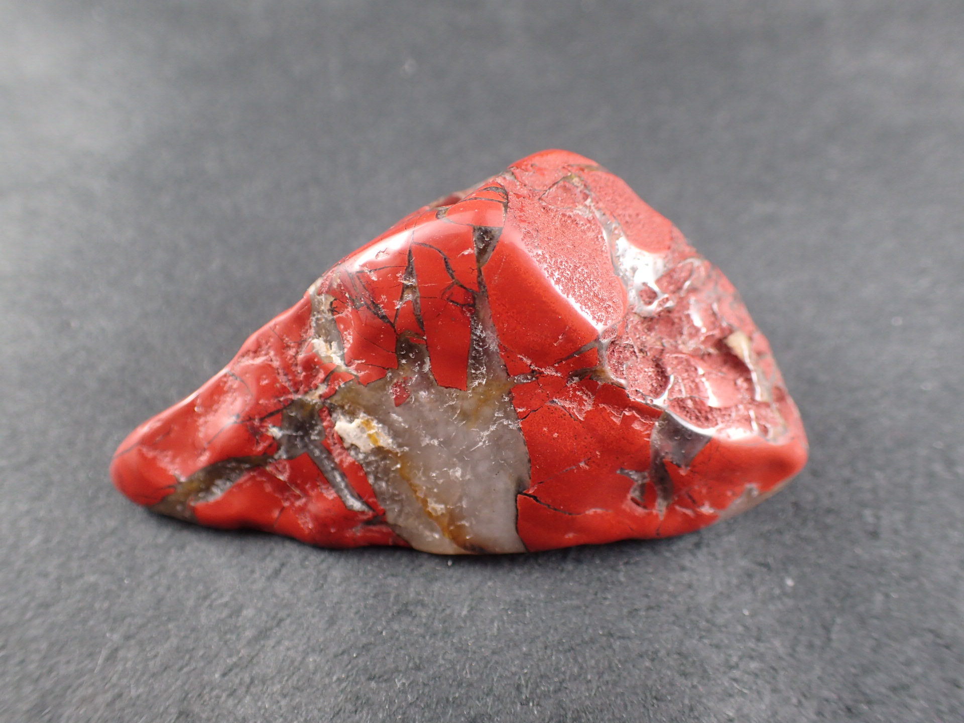 最高品質佐渡赤玉石(SADO AKADAMA) 新潟県佐渡市産 ｜石の販売専門店