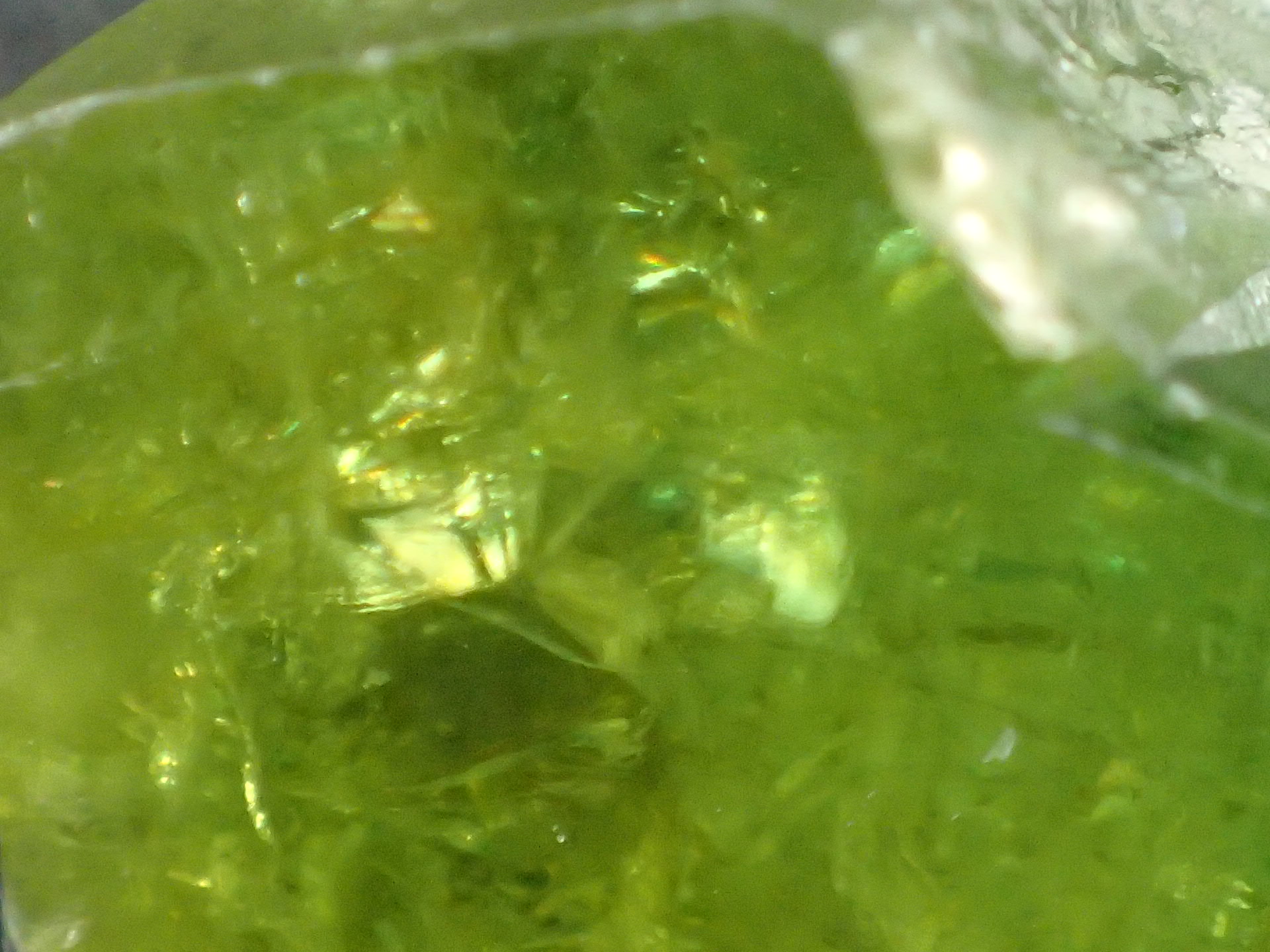 最高品質チタン石(Titanite or Sphene、スフェーン) Tormiq valley